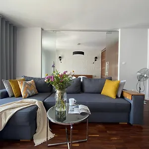  Apartament Aravel Suites